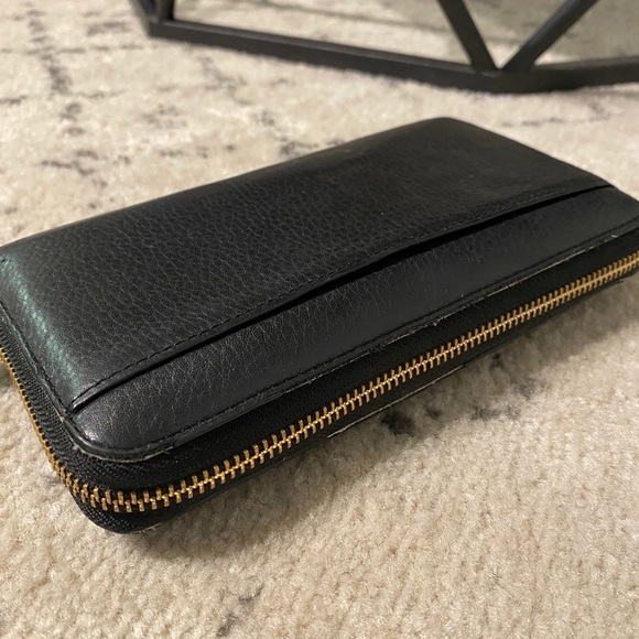 Kate Spade Black Leather Zipper Wallet - Picture 6 of 6